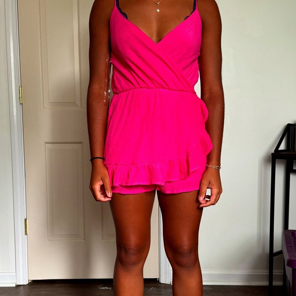 Altar'd State Hot Pink Romper - Size Medium